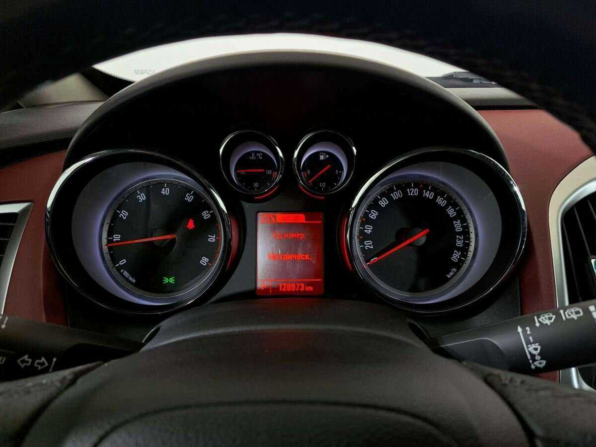 Купить Opel Astra GTC, 2013, 120 970 км, фото №11