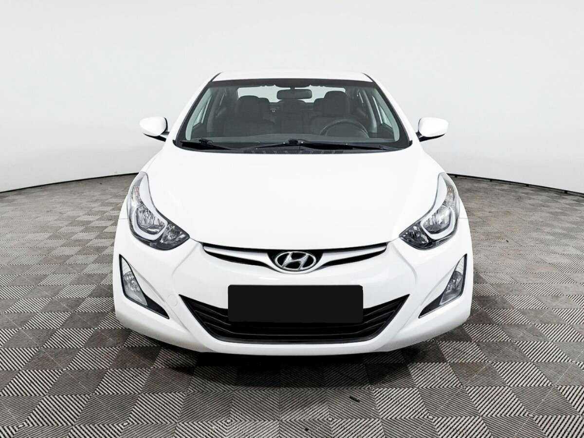 Купить Hyundai Elantra, 2015, 122 000 км, фото №2