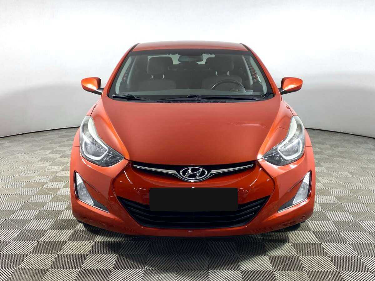 Купить Hyundai Elantra, 2015, 174 000 км, фото №2