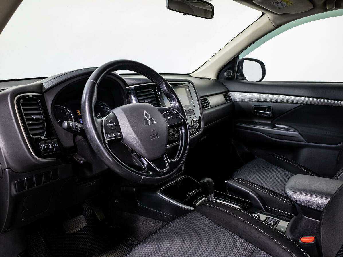 Купить Mitsubishi Outlander, 2018, 135 355 км, фото №11