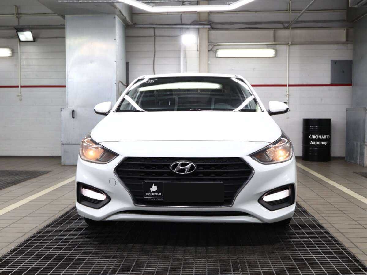 Купить Hyundai Solaris, 2018, 230 000 км, фото №3