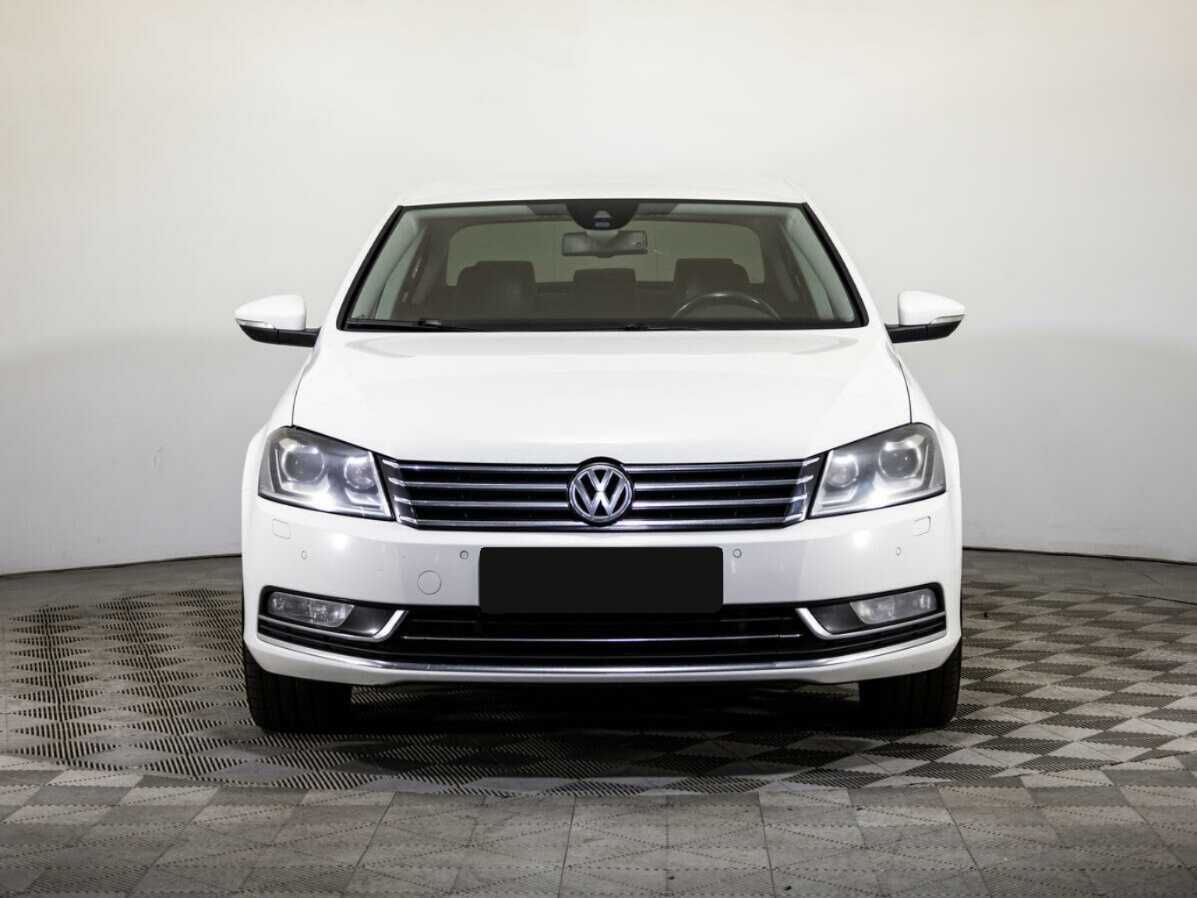 Купить Volkswagen Passat, 2013, 242 820 км, фото №2