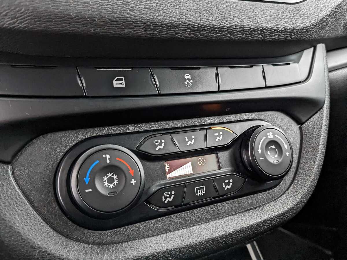 Купить Lada (ВАЗ) Vesta, 2016, 130 293 км, фото №17