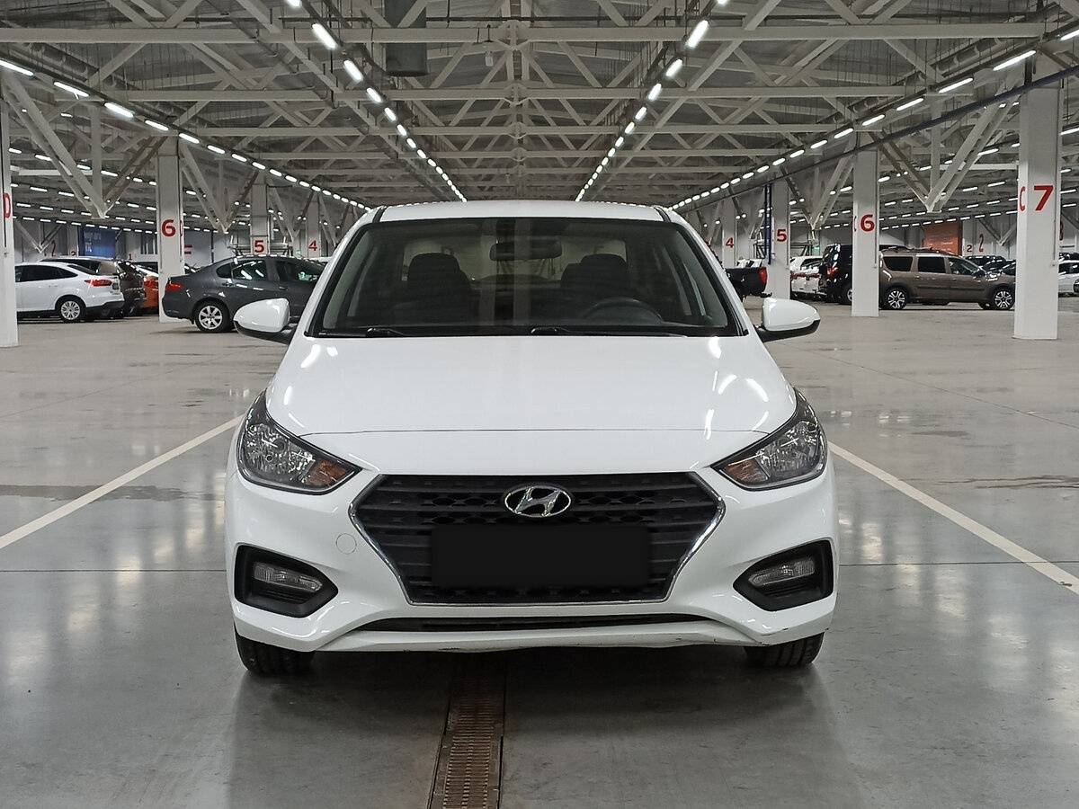Купить Hyundai Solaris, 2017, 85 423 км, фото №2