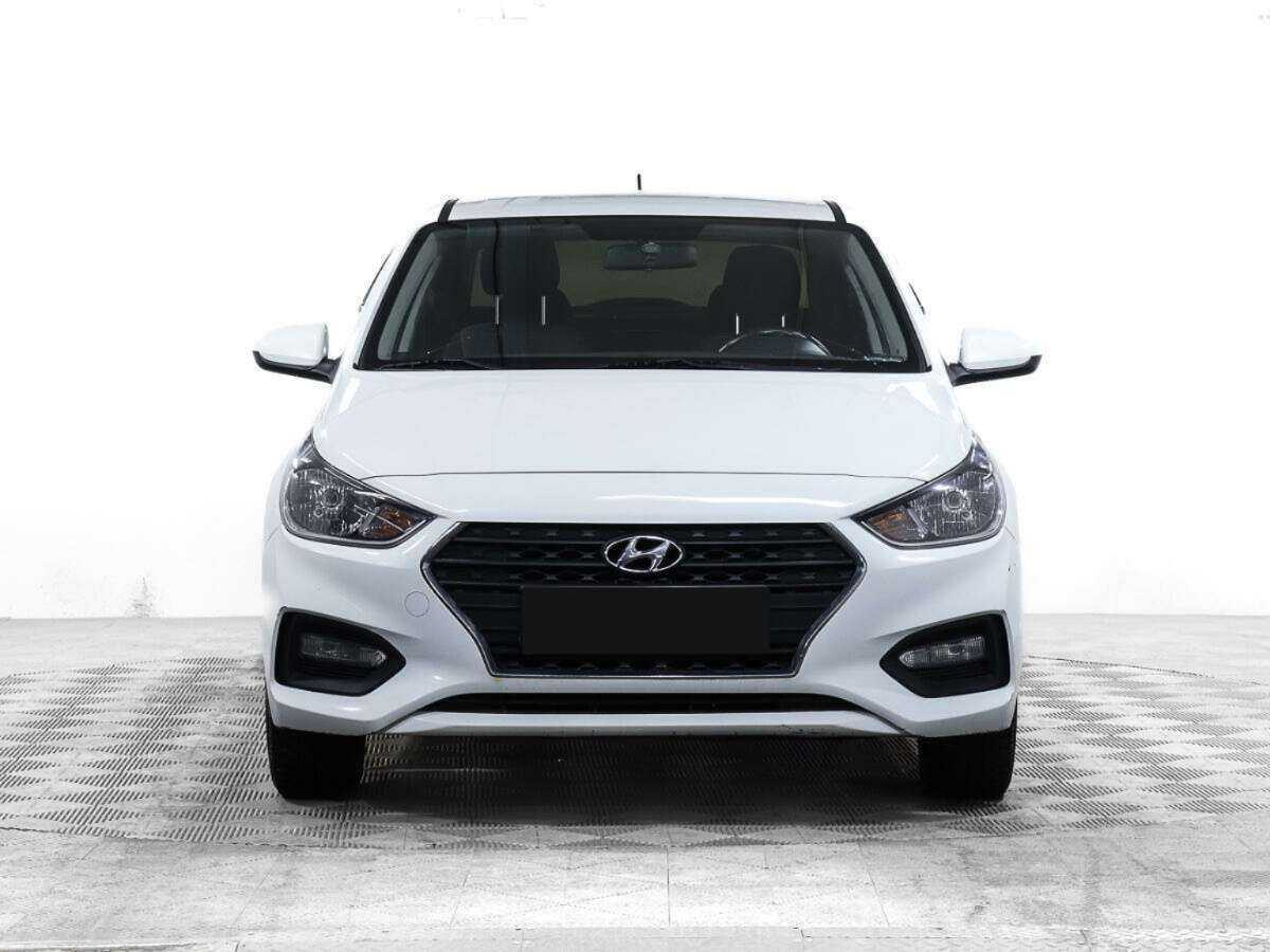 Купить Hyundai Solaris, 2017, 85 000 км, фото №2