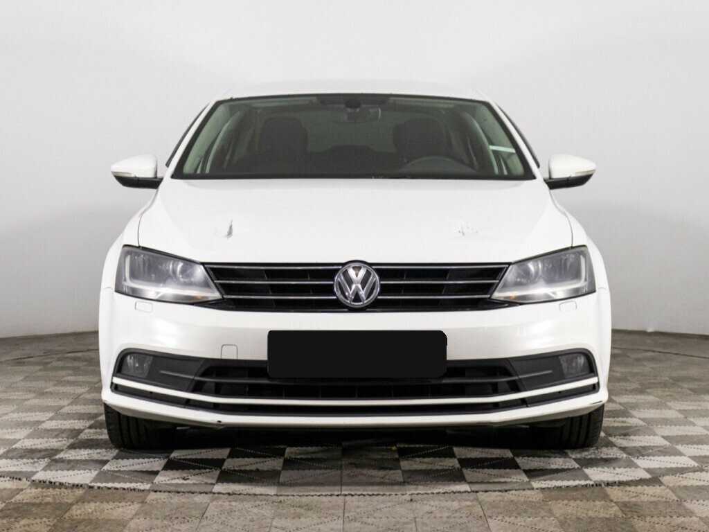Купить Volkswagen Jetta, 2017, 210 180 км, фото №2