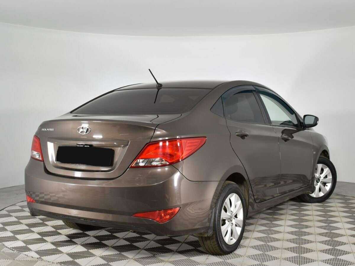 Купить Hyundai Solaris, 2016, 82 321 км, фото №2