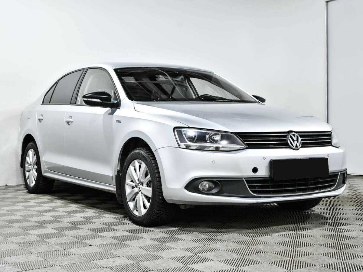 Купить Volkswagen Jetta, 2013, 158 244 км, фото №3