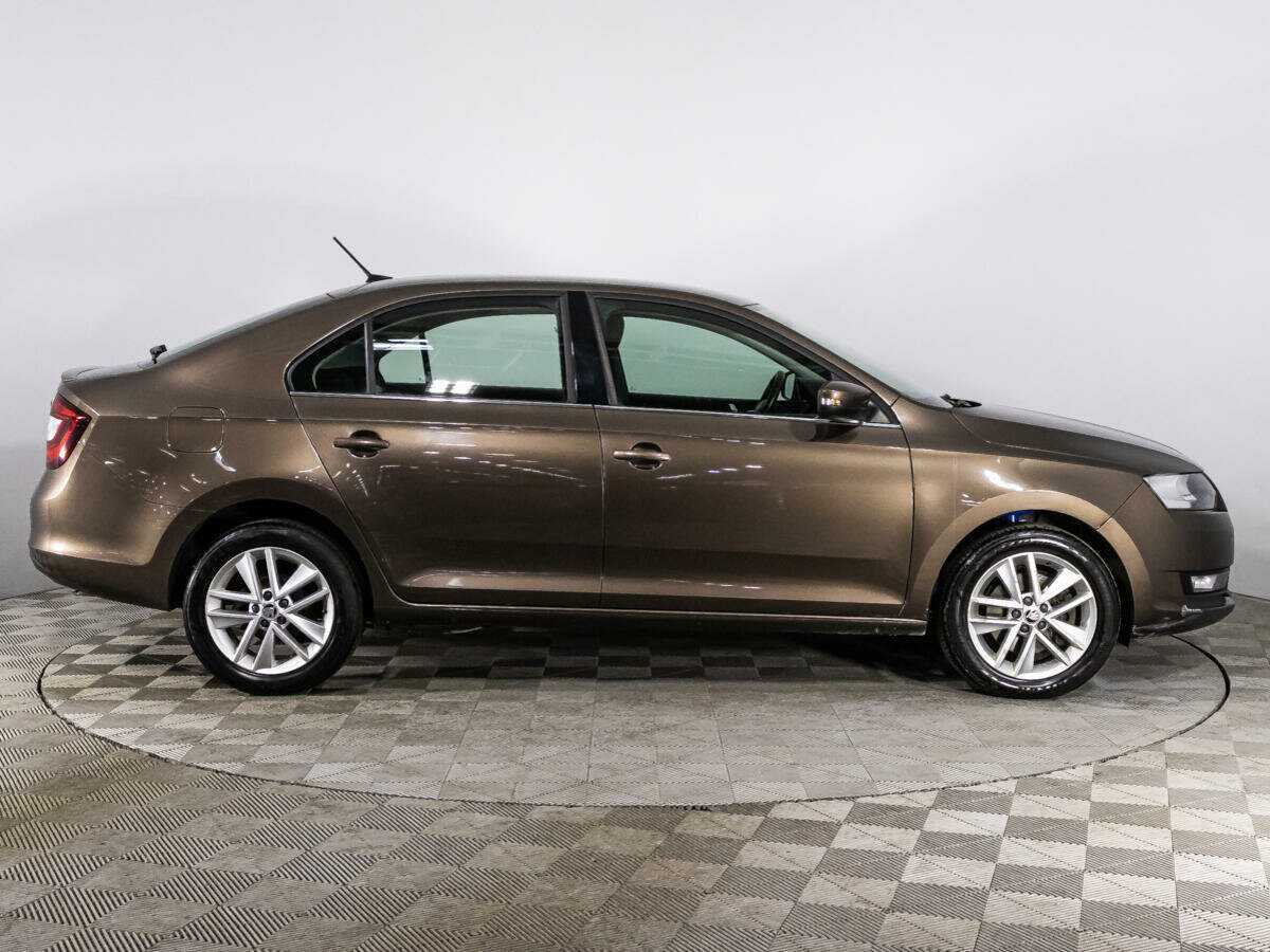 Купить Skoda Rapid, 2018, 131 892 км, фото №4