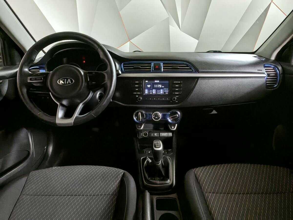 Купить Kia Rio, 2017, 239 531 км, фото №10