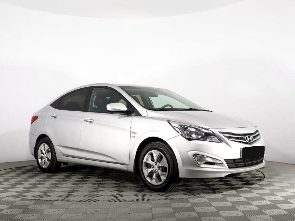 Купить Hyundai Solaris, 2016, 104 966 км, фото №3