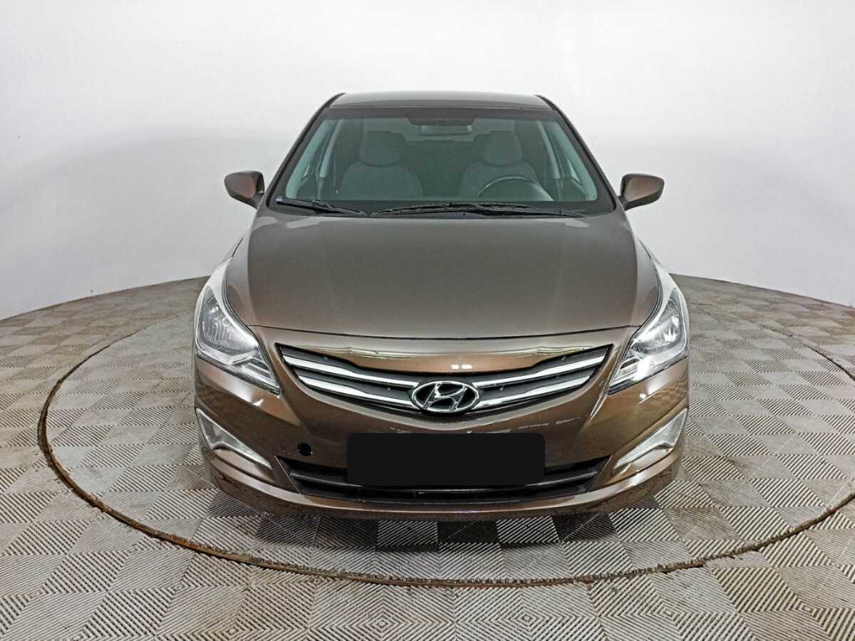 Купить Hyundai Solaris, 2015, 70 454 км, фото №2