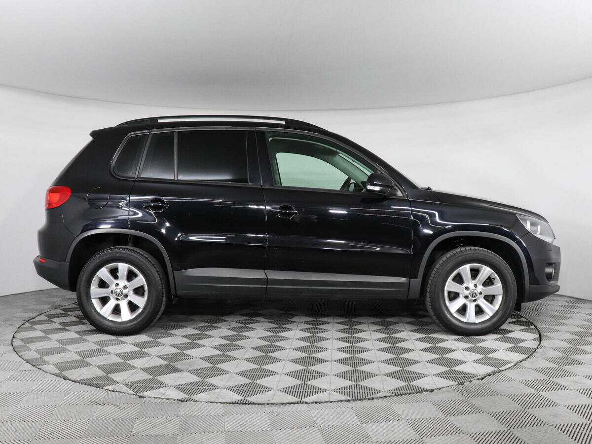 Купить Volkswagen Tiguan, 2013, 150 791 км, фото №4