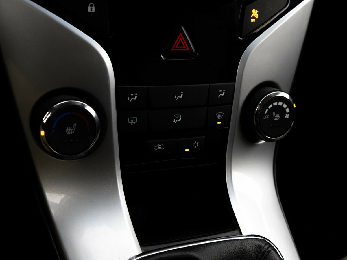 Купить Chevrolet Cruze I Рестайлинг, 2013, 195 802 км, фото №11