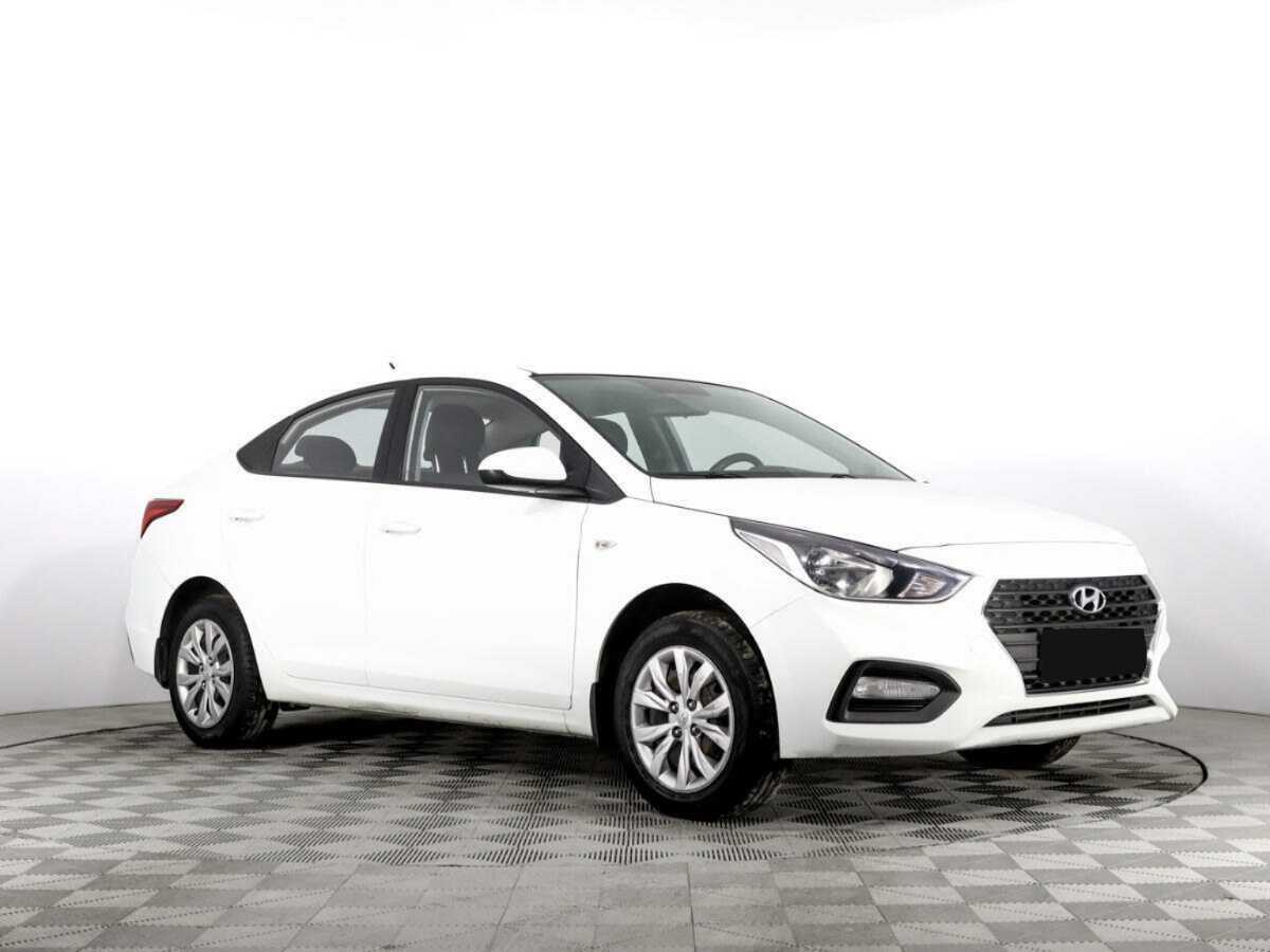 Купить Hyundai Solaris, 2018, 124 111 км, фото №3
