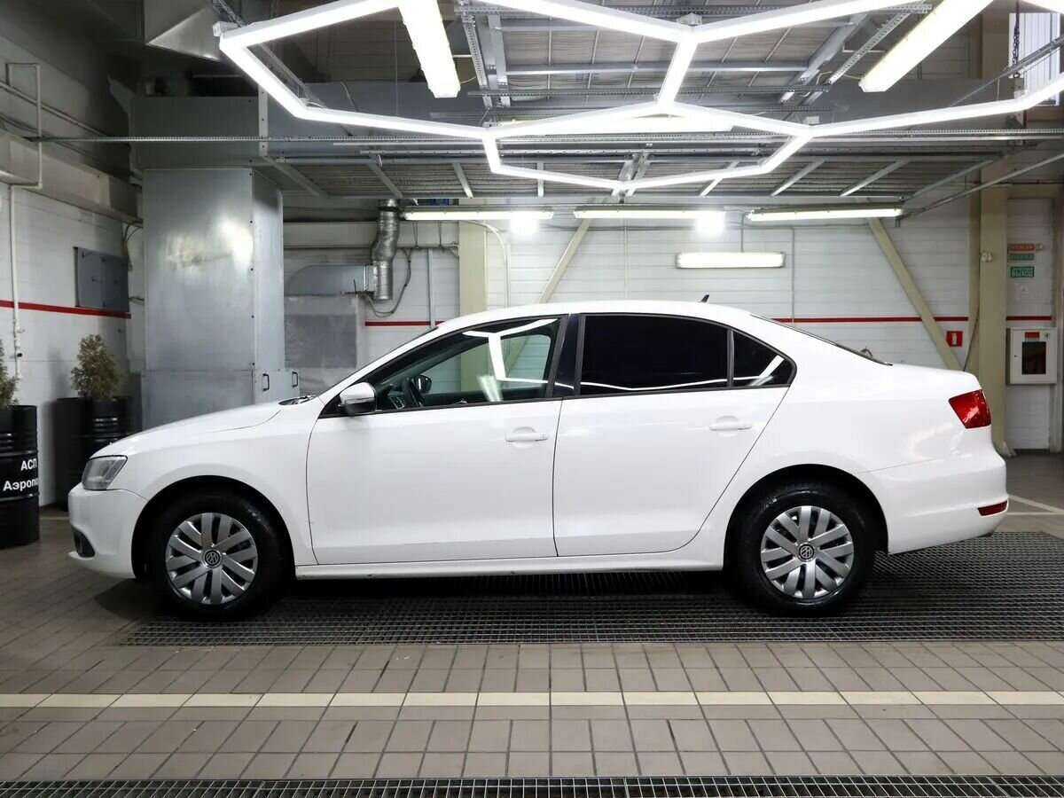 Купить Volkswagen Jetta, 2013, 180 000 км, фото №3