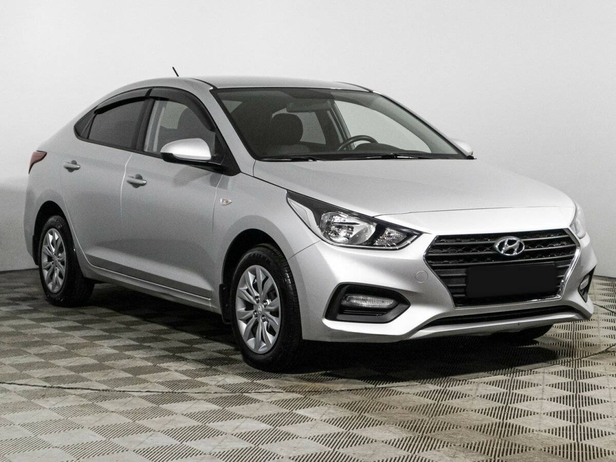Купить Hyundai Solaris, 2017, 108 500 км, фото №3