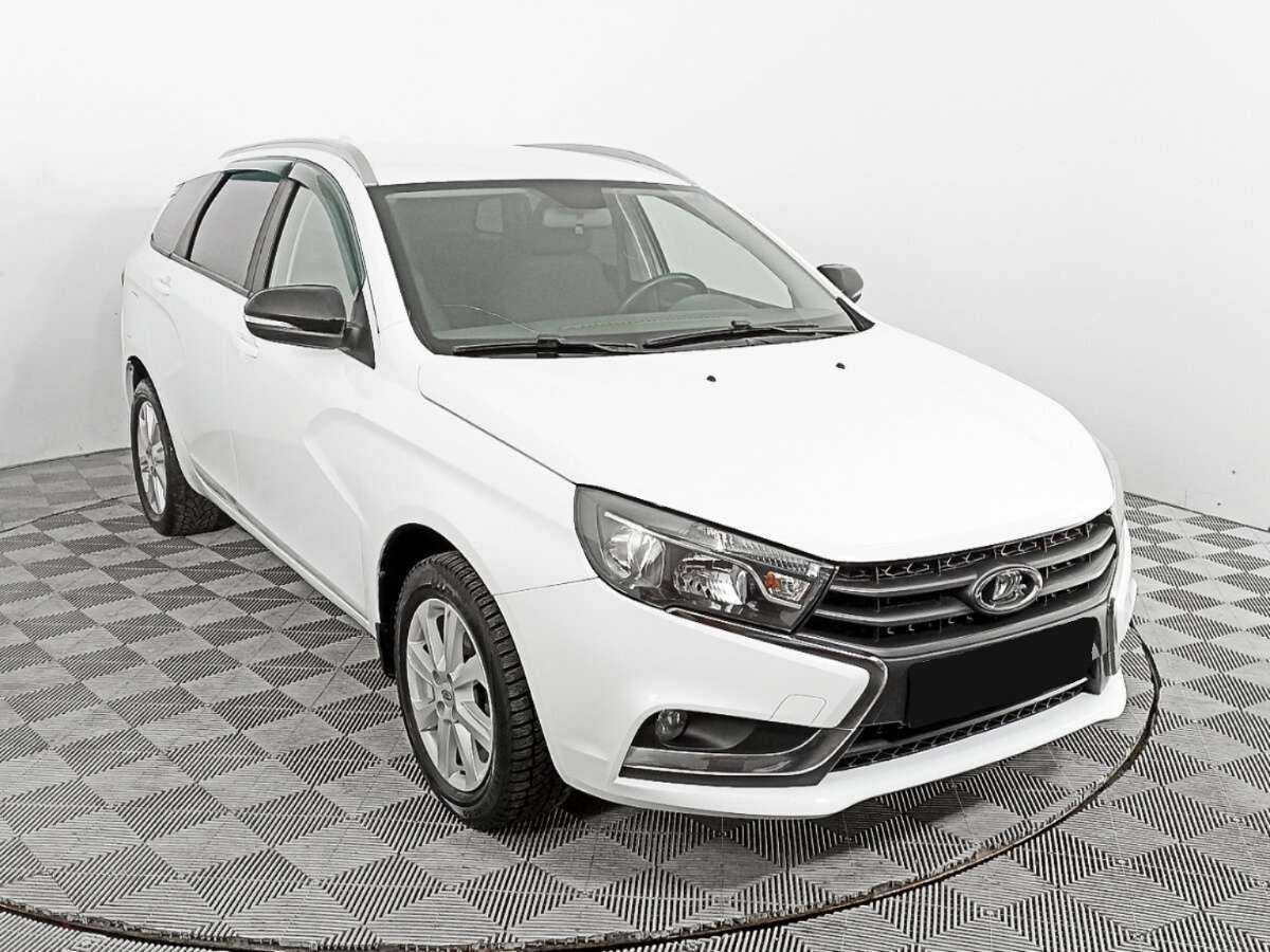 Купить Lada (ВАЗ) Vesta SW, 2020, 84 302 км, фото №3