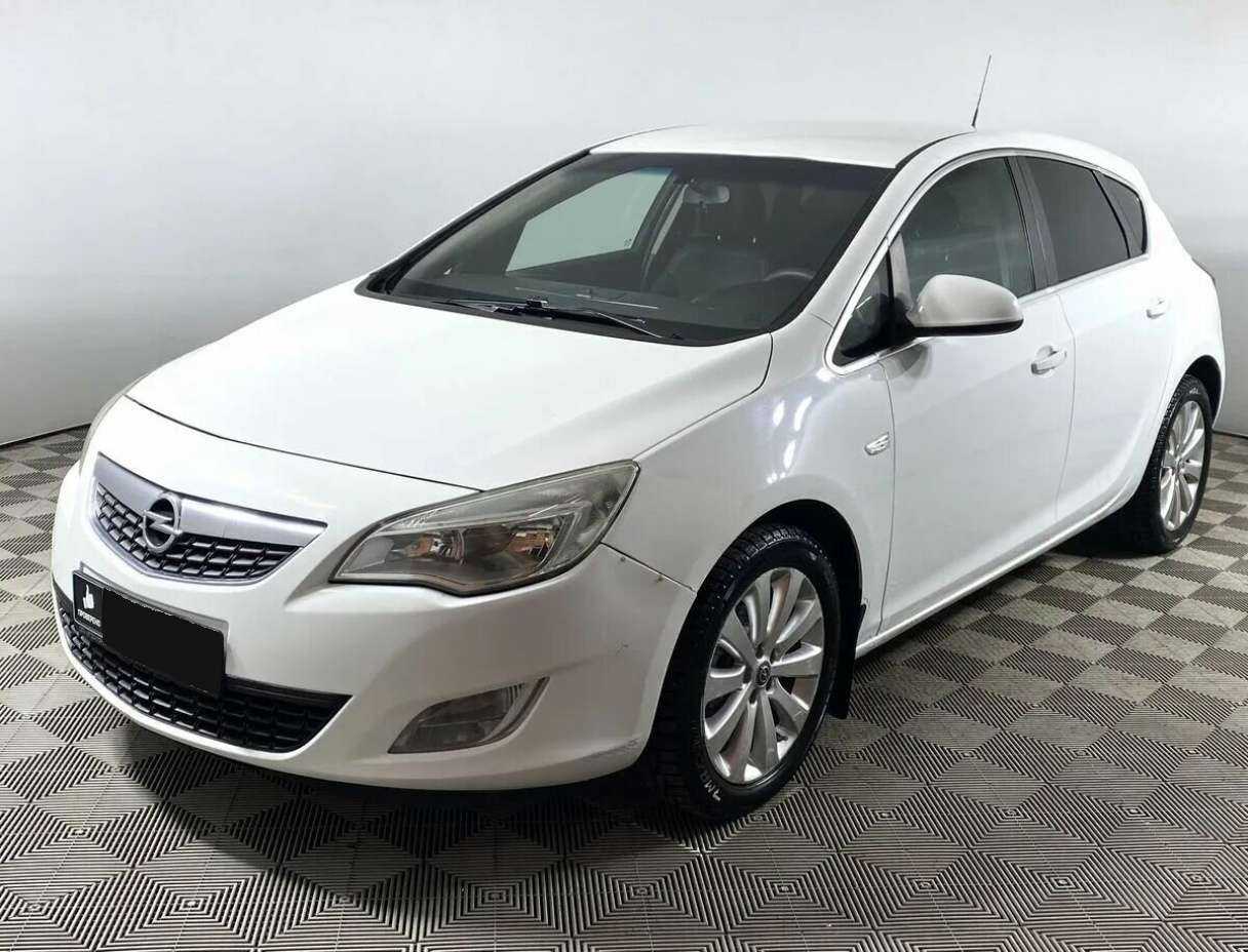 Купить Opel Astra, 2012, 188 000 км, фото №1