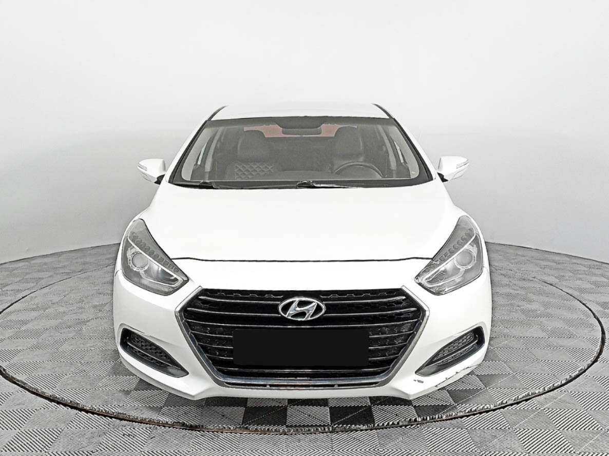 Купить Hyundai i40, 2015, 209 332 км, фото №2