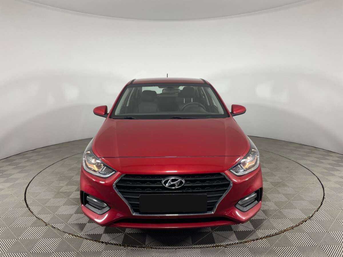 Купить Hyundai Solaris, 2017, 65 000 км, фото №2