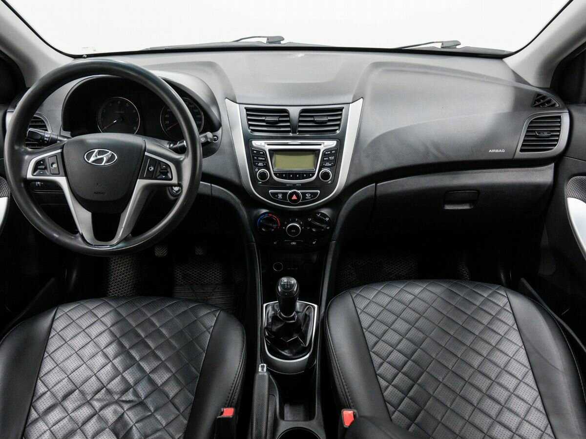 Купить Hyundai Solaris, 2013, 350 000 км, фото №11