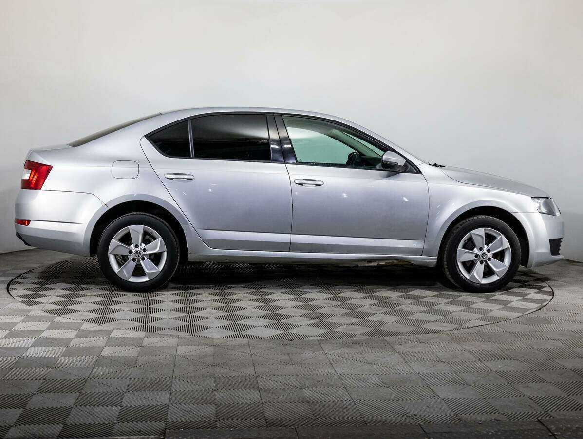 Купить Skoda Octavia, 2015, 328 662 км, фото №4