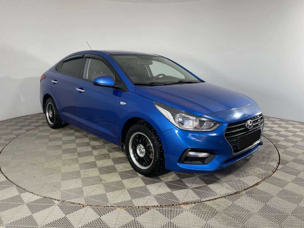 Купить Hyundai Solaris, 2017, 120 850 км, фото №3