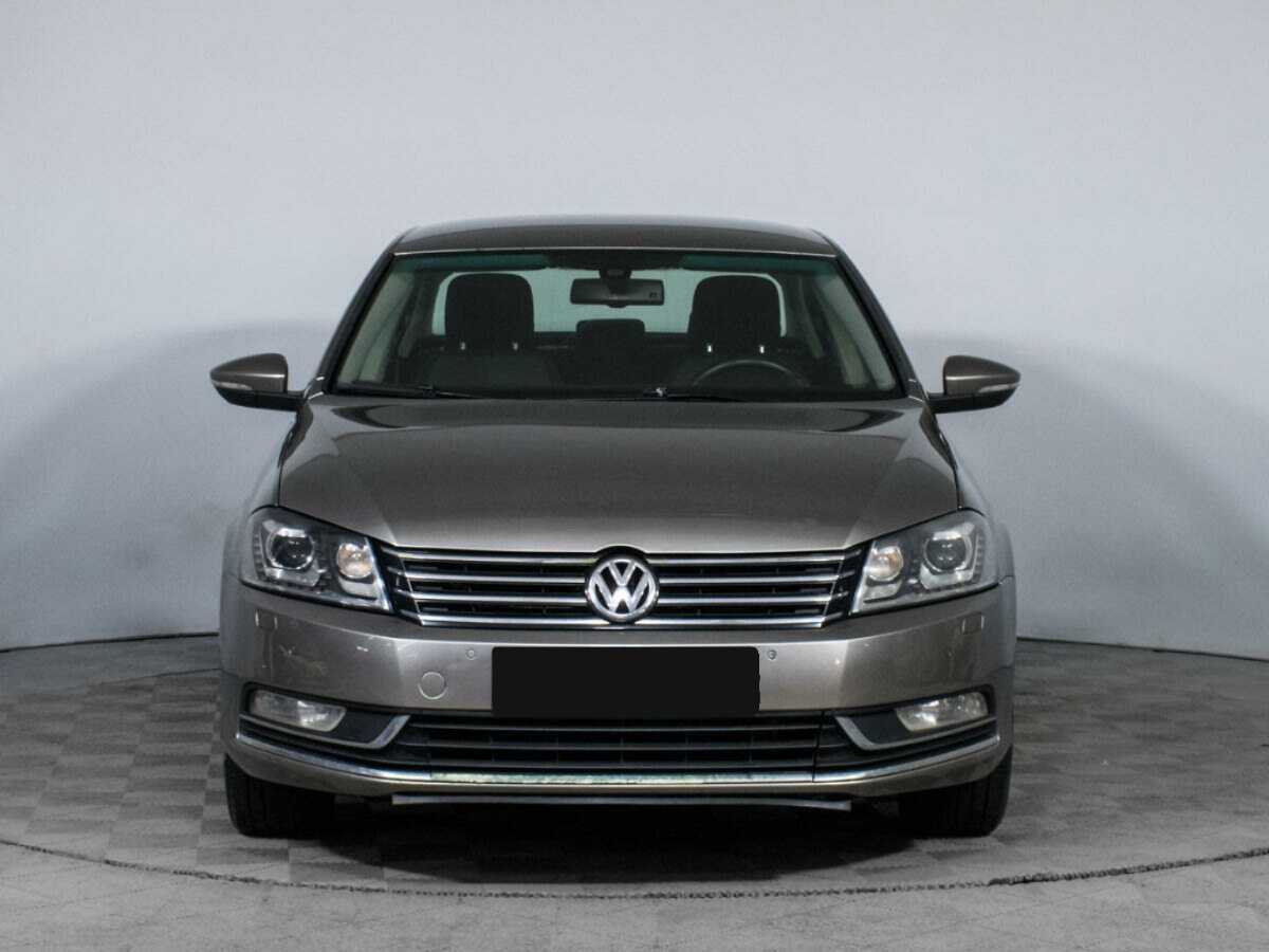 Купить Volkswagen Passat, 2012, 209 747 км, фото №2