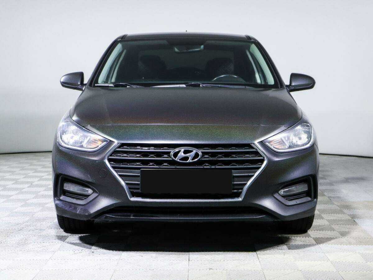 Купить Hyundai Solaris, 2017, 113 658 км, фото №2