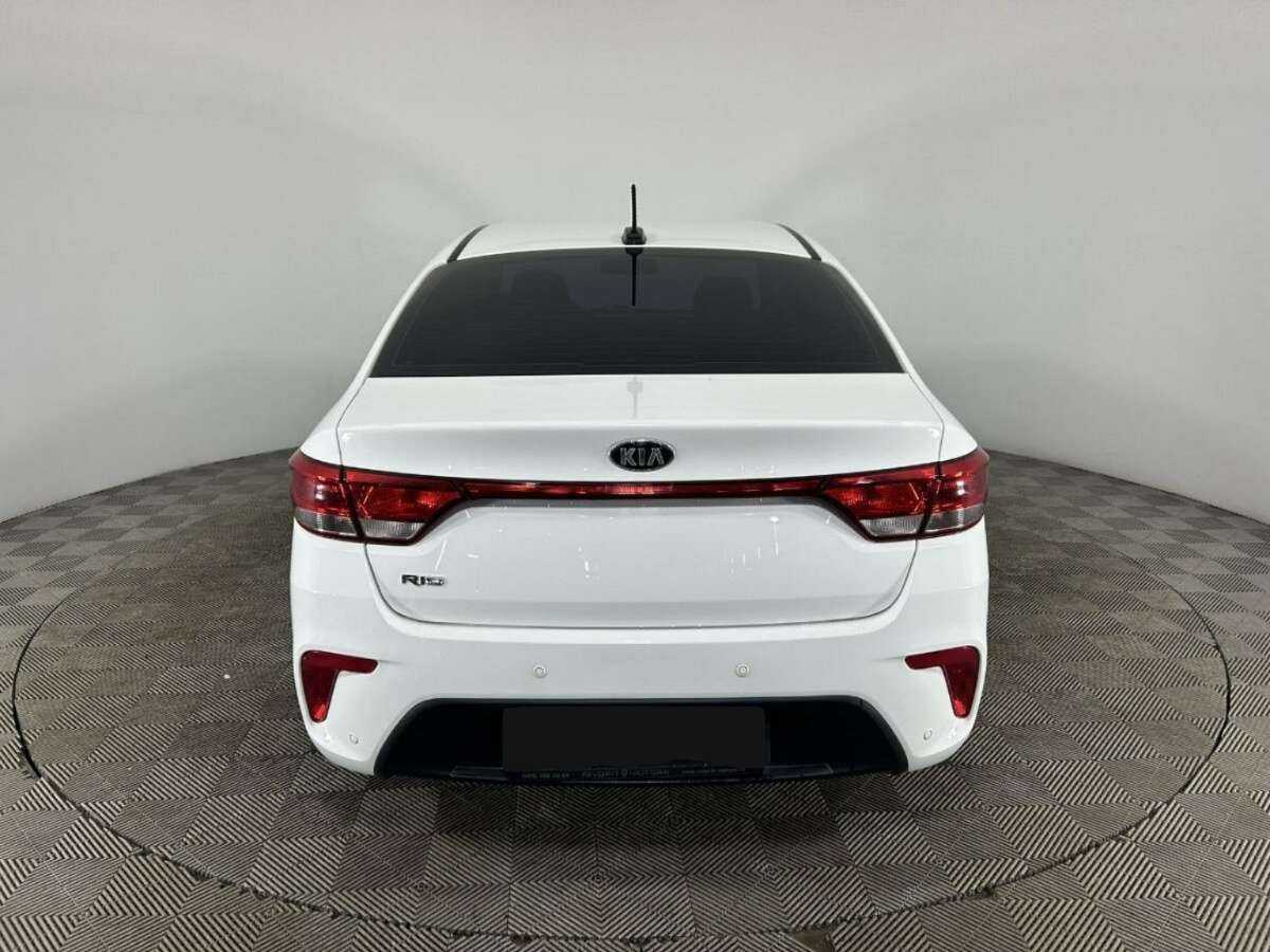 Купить Kia Rio, 2018, 39 716 км, фото №3