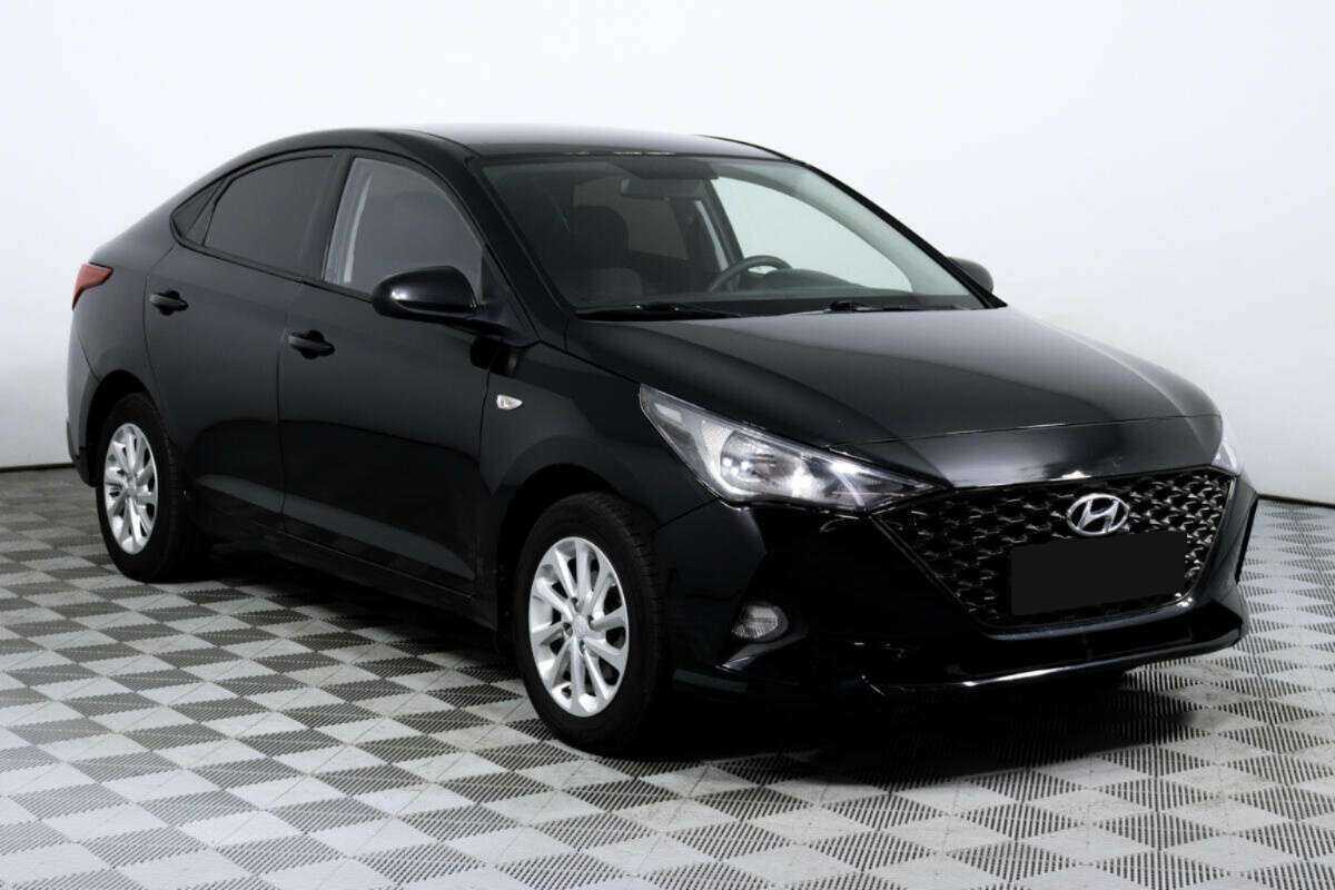 Купить Hyundai Solaris, 2021, 131 303 км, фото №3