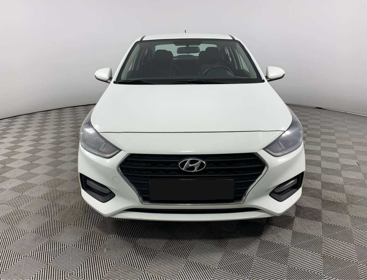 Купить Hyundai Solaris, 2019, 126 048 км, фото №2