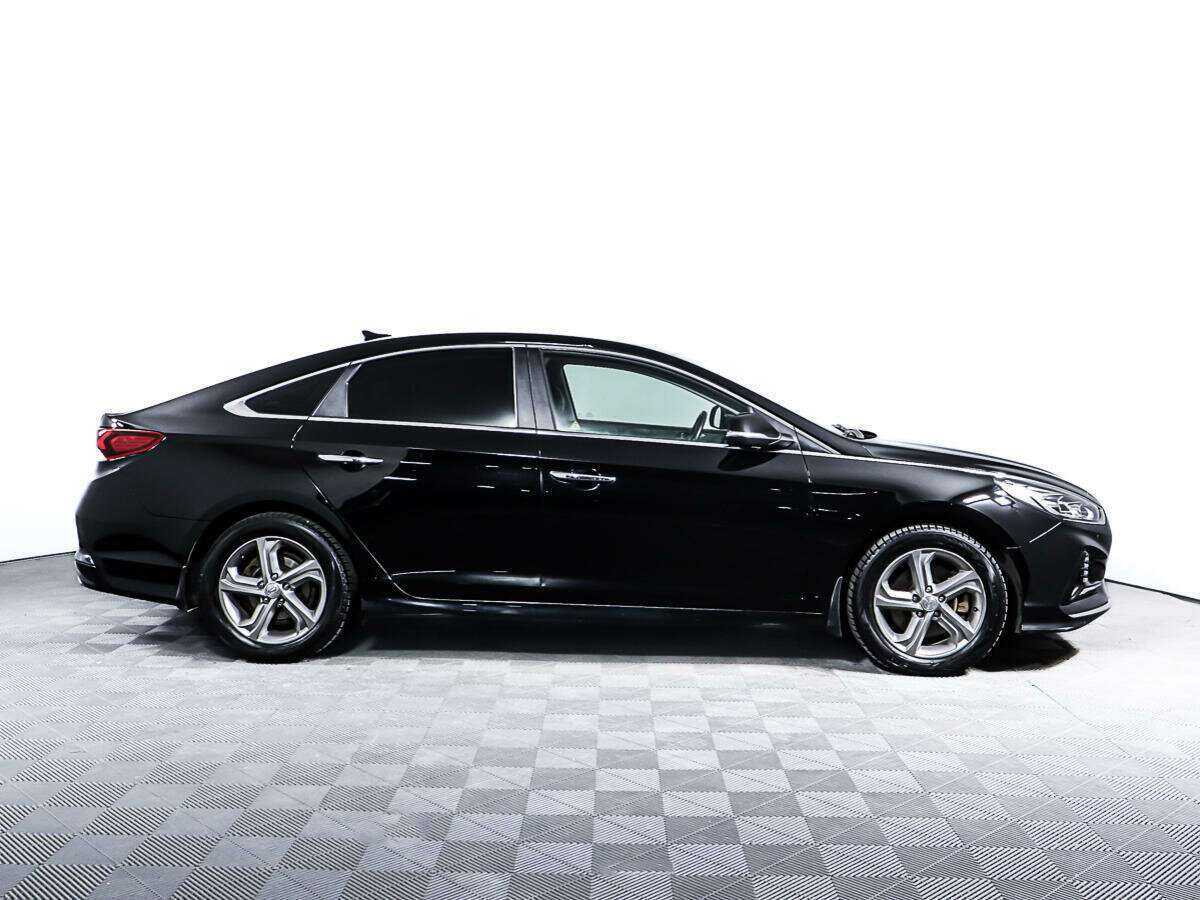Купить Hyundai Sonata, 2017, 133 638 км, фото №4