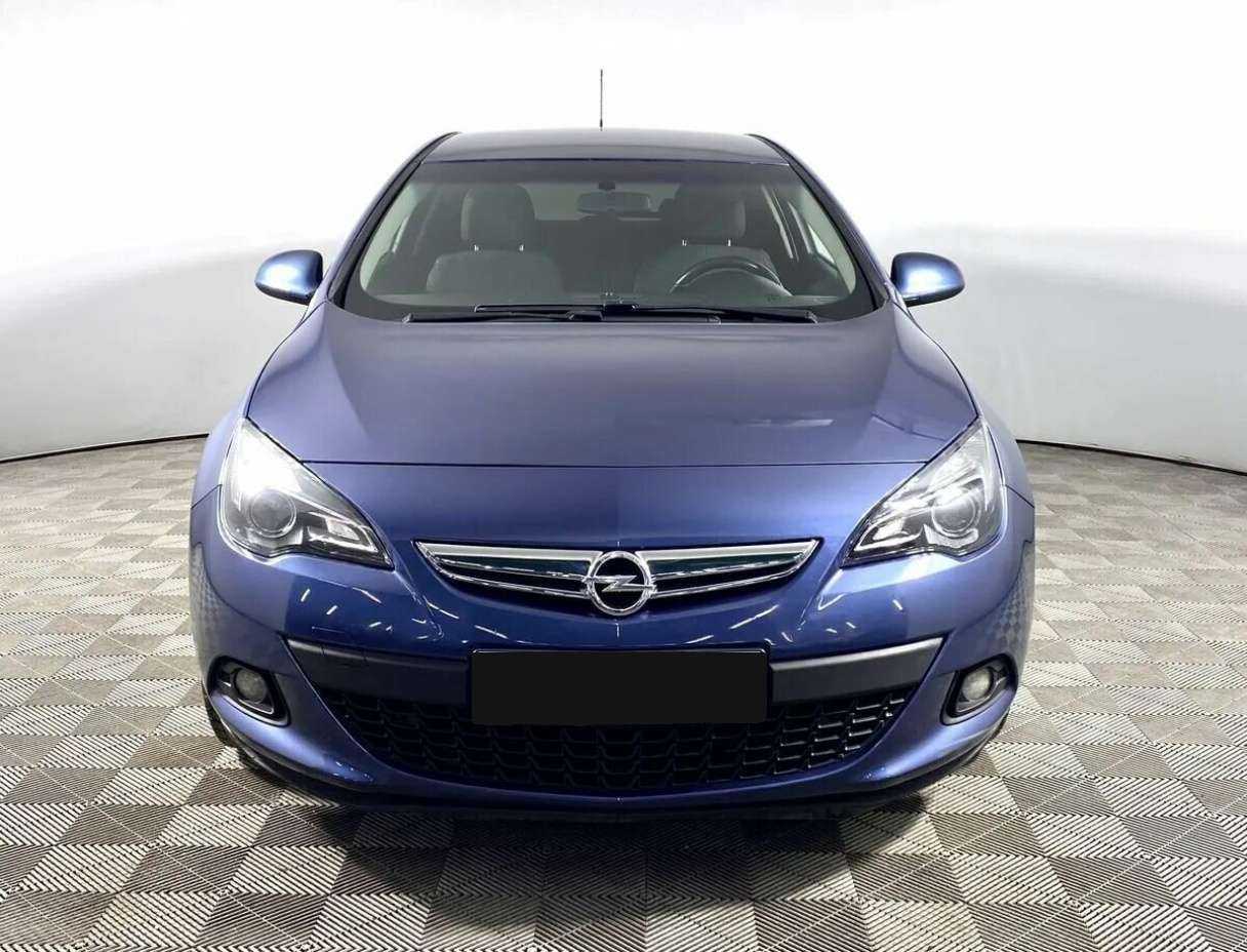 Купить Opel Astra GTC, 2013, 127 000 км, фото №2