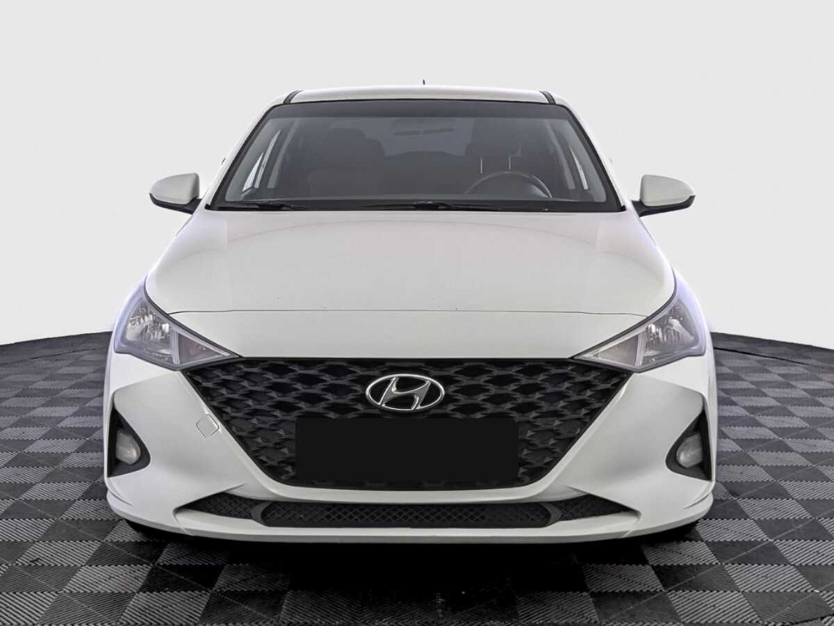 Купить Hyundai Solaris, 2020, 139 289 км, фото №2