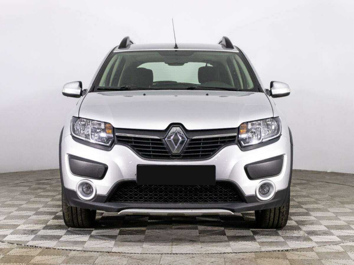 Купить Renault Sandero Stepway, 2015, 81 937 км, фото №2