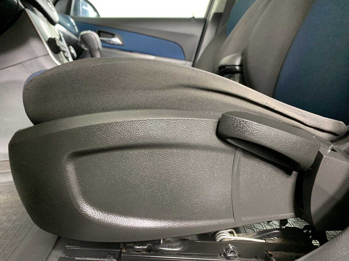 Купить Chevrolet Cruze, 2013, 171 320 км, фото №16