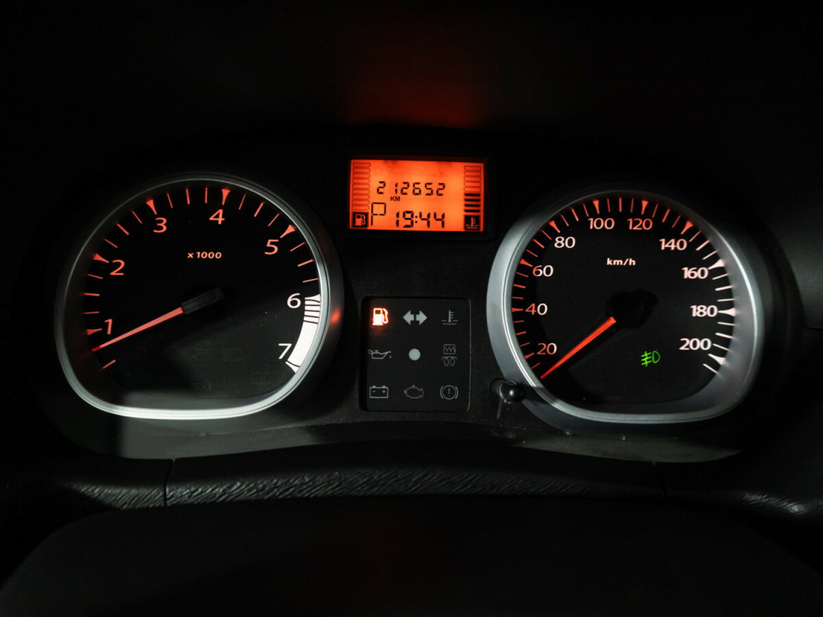 Купить Renault Duster I, 2014, 212 600 км, фото №12