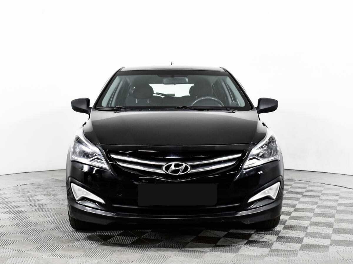 Купить Hyundai Solaris, 2015, 111 650 км, фото №2