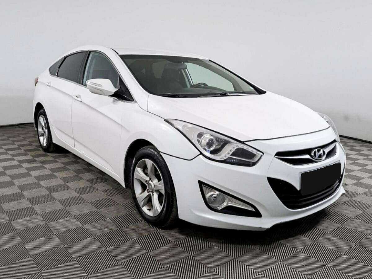 Купить Hyundai i40, 2014, 167 000 км, фото №3