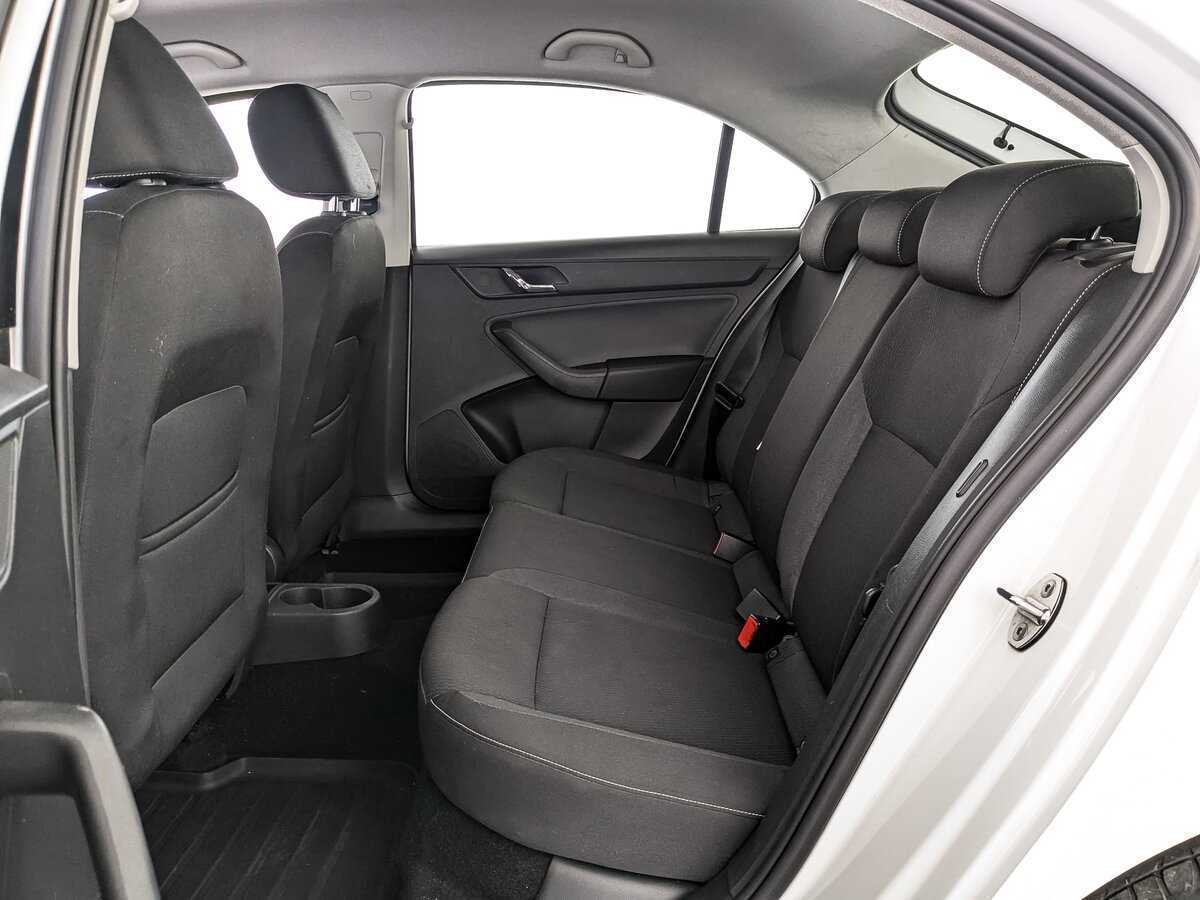 Купить Skoda Rapid, 2015, 177 980 км, фото №14