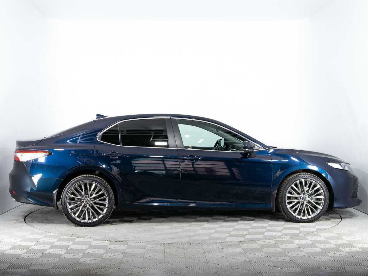 Купить Toyota Camry, 2018, 59 622 км, фото №4