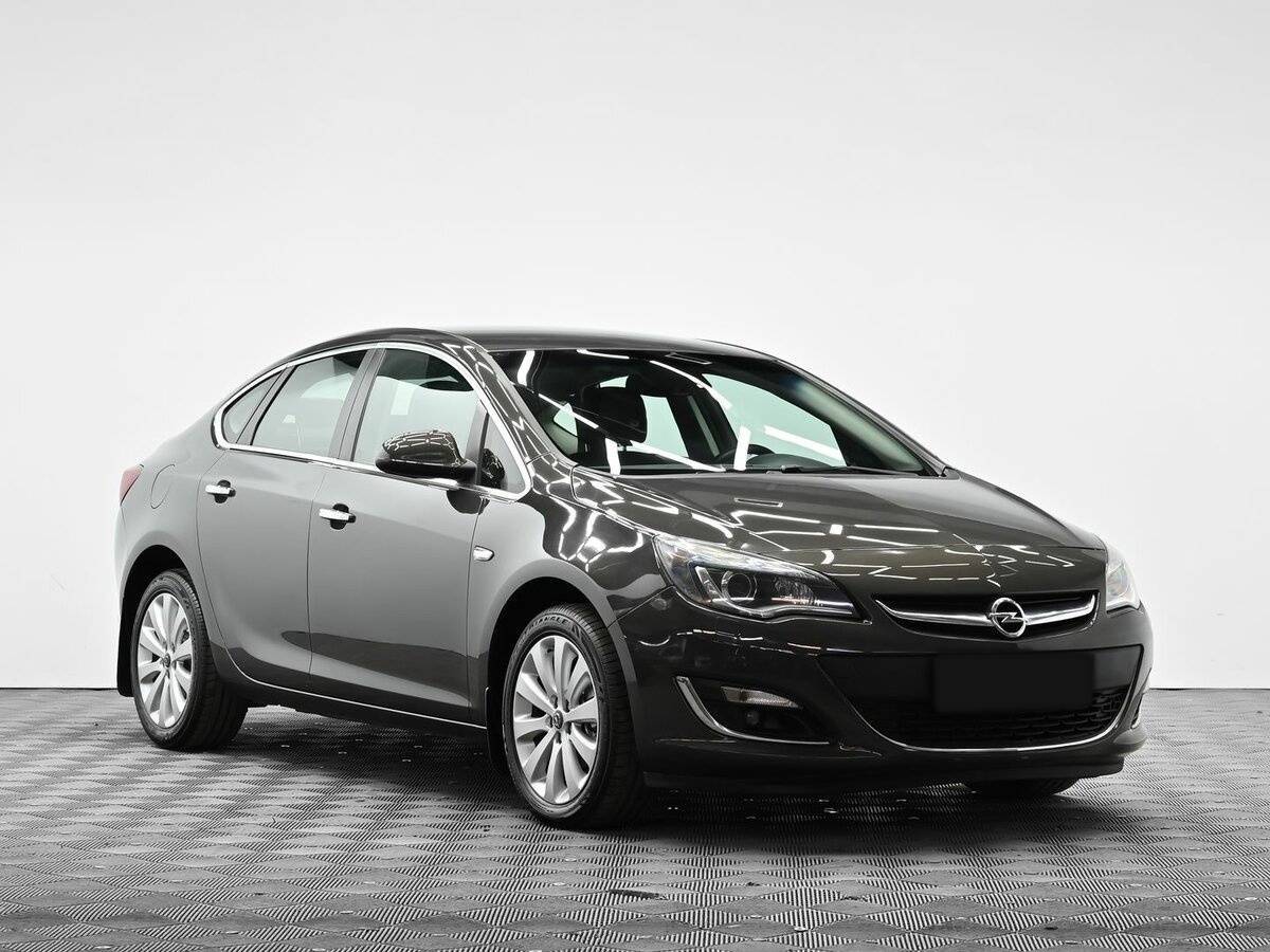 Купить Opel Astra, 2013, 164 000 км, фото №2