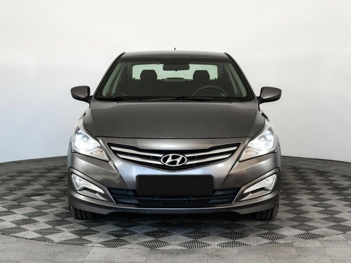 Купить Hyundai Solaris, 2015, 130 000 км, фото №2