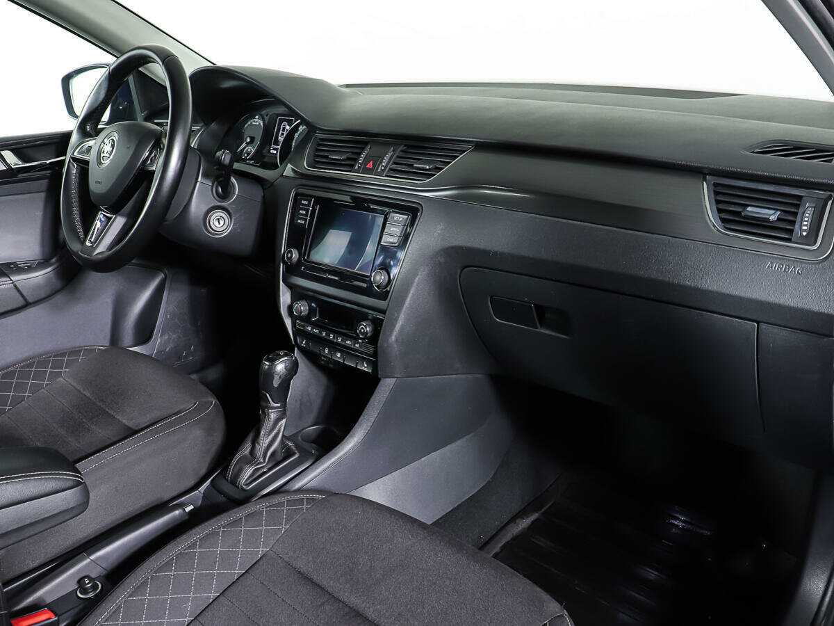 Купить Skoda Rapid, 2017, 167 925 км, фото №9