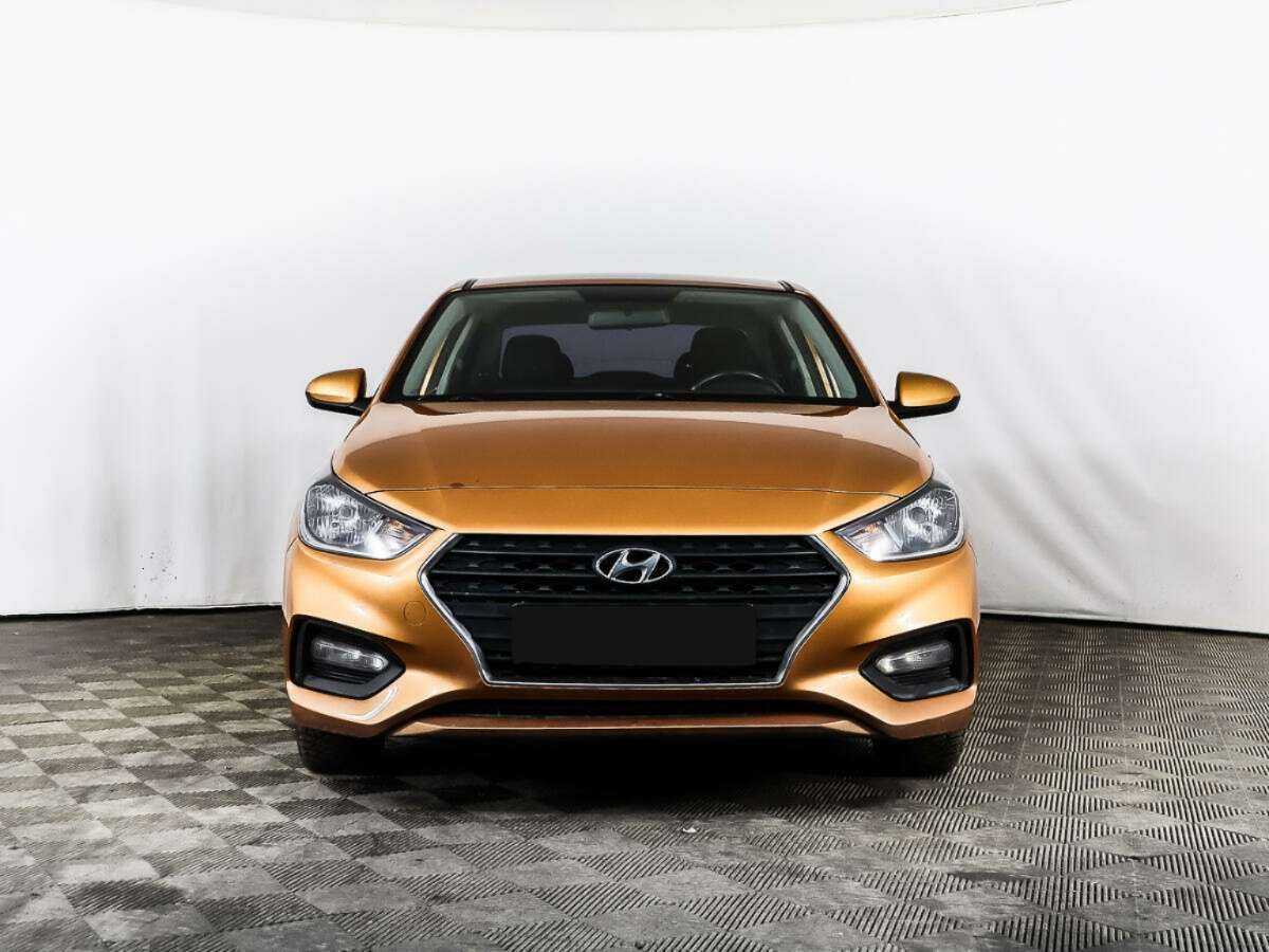 Купить Hyundai Solaris, 2017, 140 583 км, фото №2