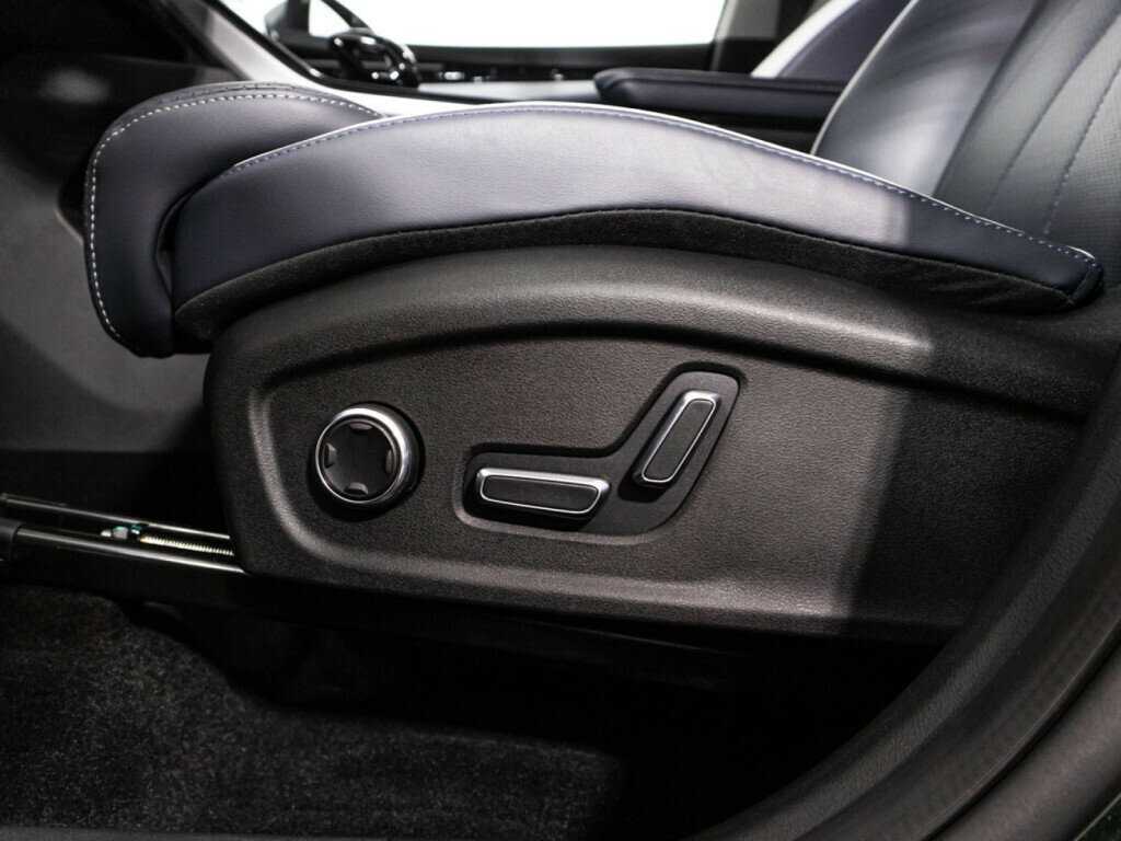 Купить Geely Atlas, 2023, 21 500 км, фото №17