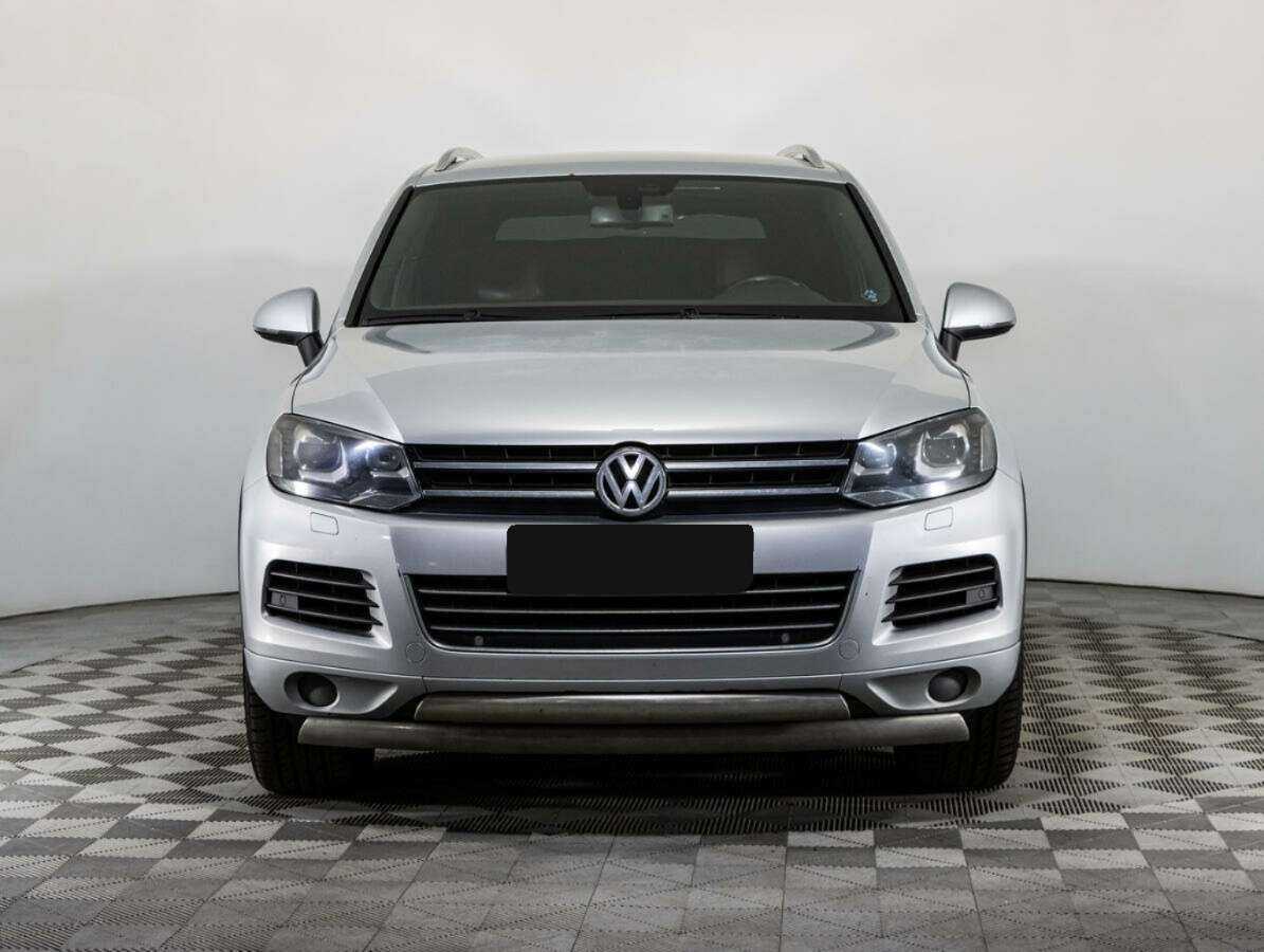 Купить Volkswagen Touareg, 2012, 229 375 км, фото №2