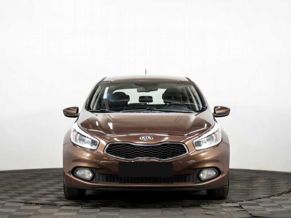 Купить Kia Ceed, 2014, 97 899 км, фото №2